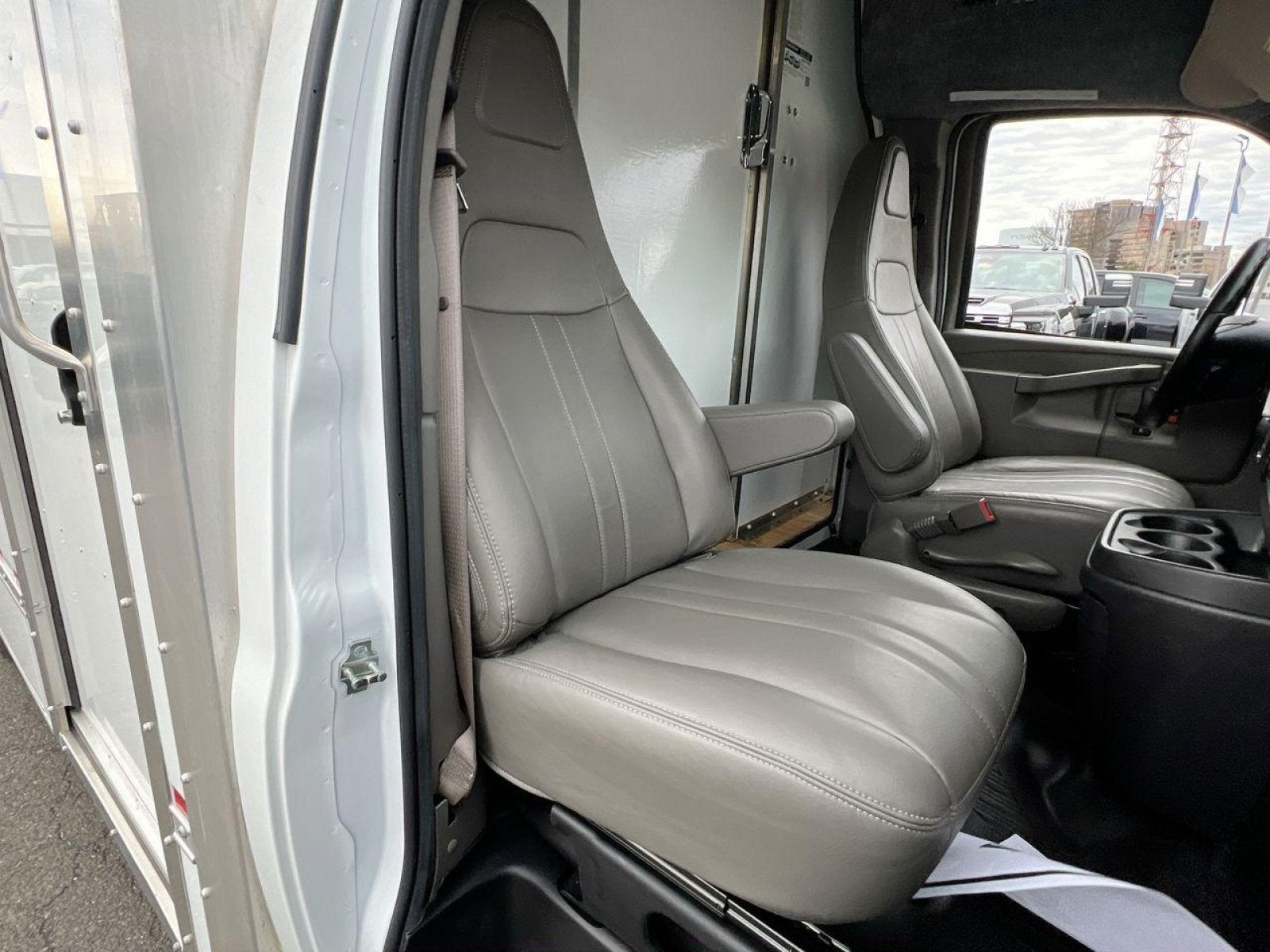 2022 Chevrolet Express 3500 Work Van